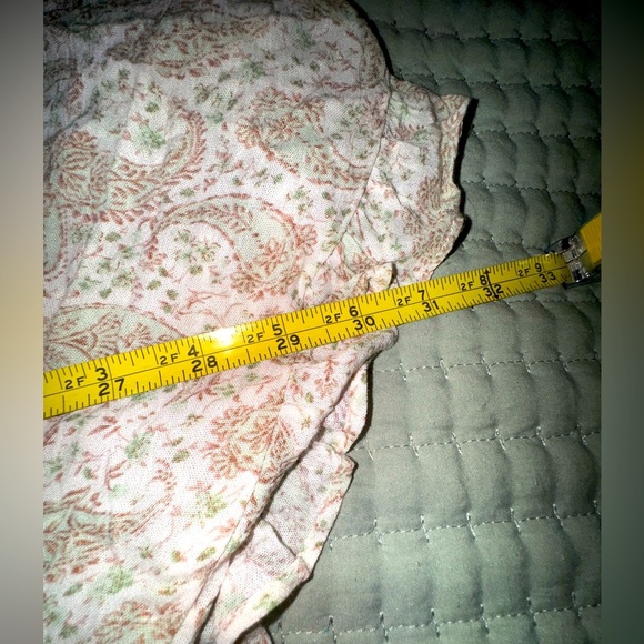 Lush Soft Patterned sage cream brown romper. Size Medium. VGUC. - Picture 12 of 14